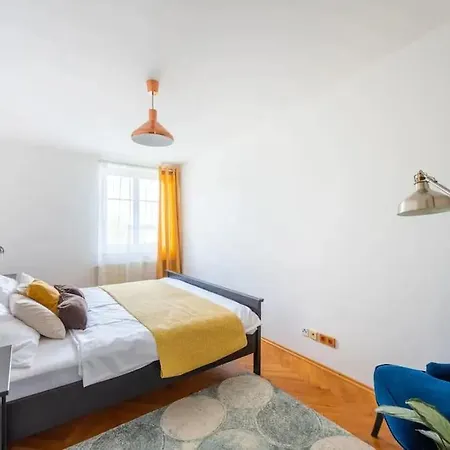 Apartamento Huge 5-bedrooms Near Castle *
