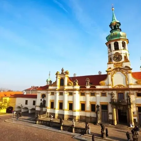Apartamento Huge 5-bedrooms Near Castle *